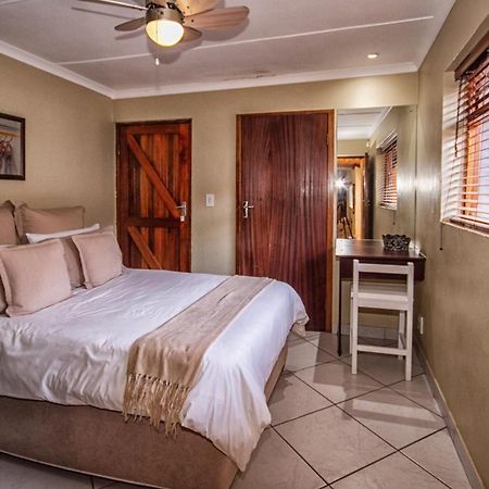 Ohannas Bnb & Self Catering Plettenberg Bay Extérieur photo