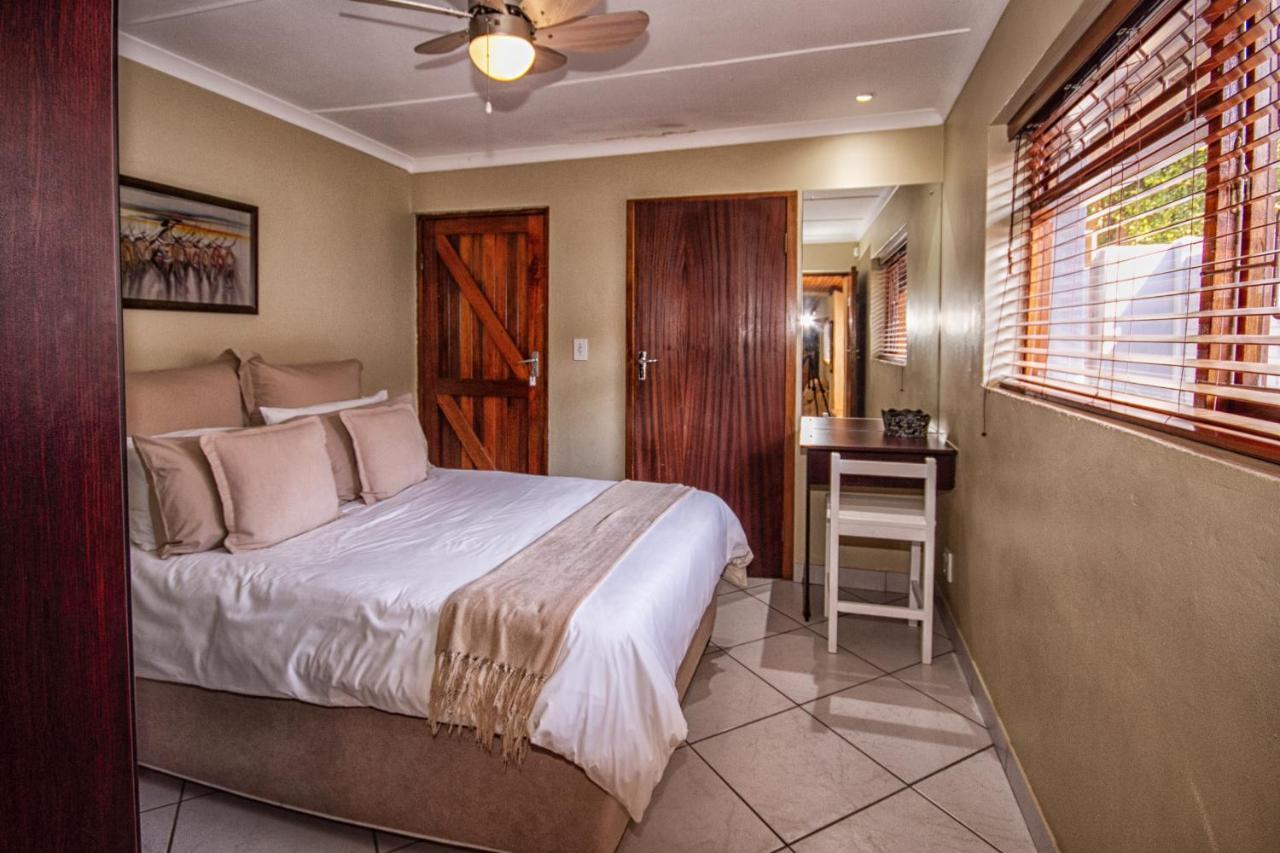 Ohannas Bnb & Self Catering Plettenberg Bay Extérieur photo