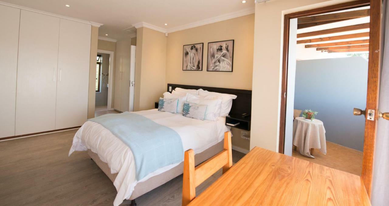 Ohannas Bnb & Self Catering Plettenberg Bay Extérieur photo