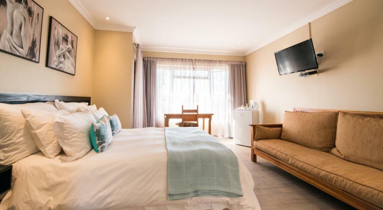 Ohannas Bnb & Self Catering Plettenberg Bay Extérieur photo