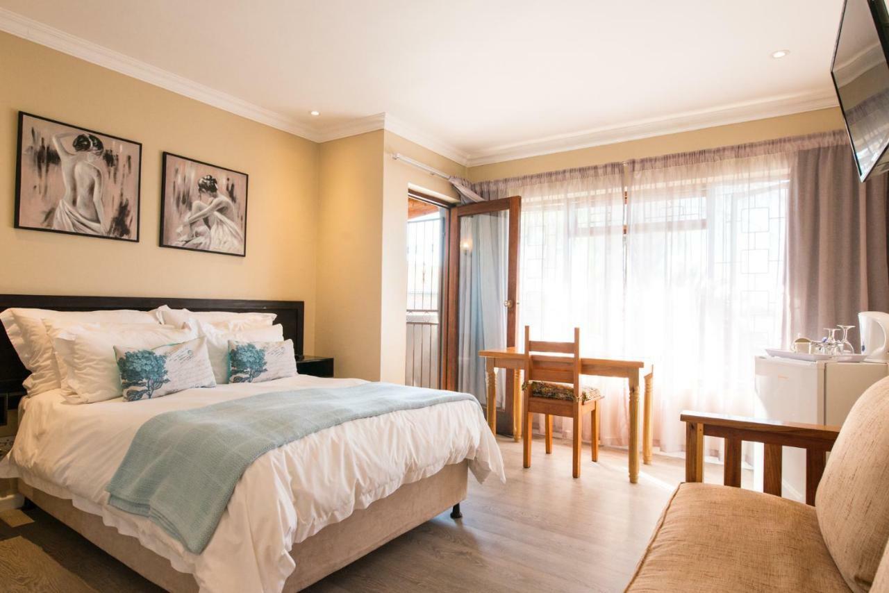 Ohannas Bnb & Self Catering Plettenberg Bay Extérieur photo